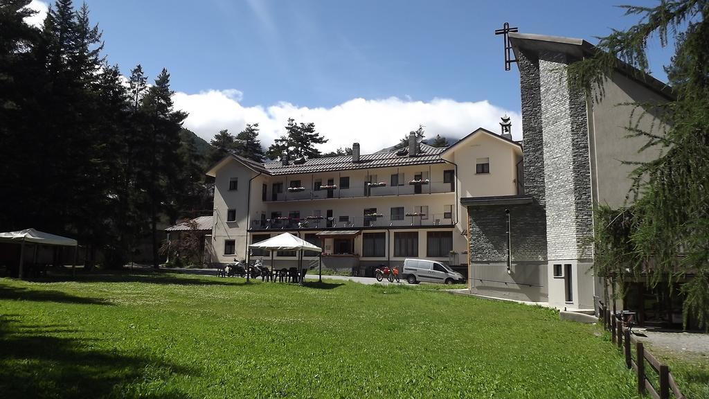 Casa San Francesco Hotel Bardonecchia Exterior photo