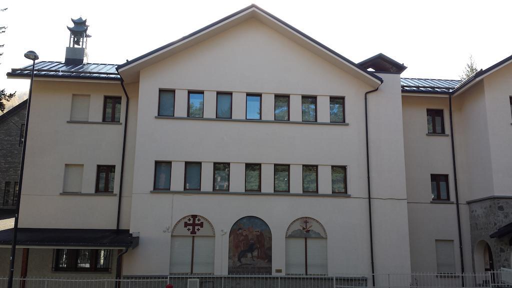 Casa San Francesco Hotel Bardonecchia Exterior photo